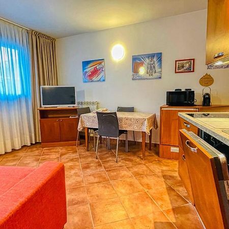 Appartamento Smith Roero - Affitti Brevi Italia Бардонеккия Экстерьер фото