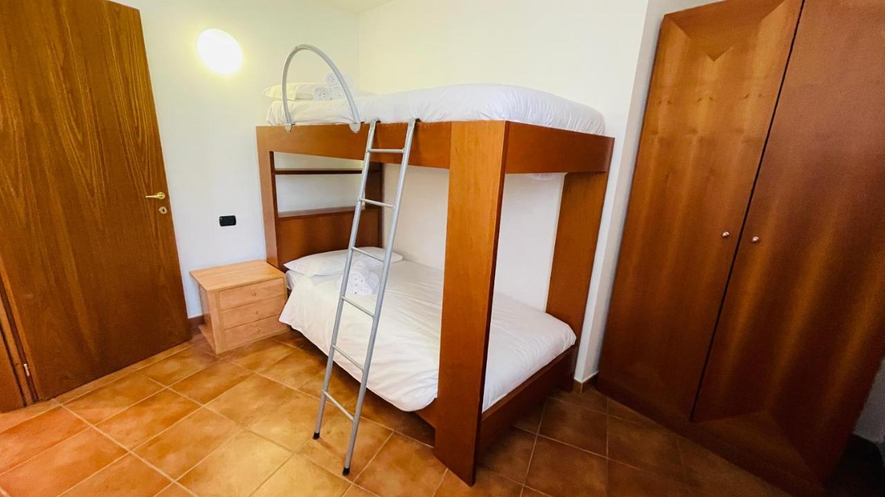 Appartamento Smith Roero - Affitti Brevi Italia Бардонеккия Экстерьер фото
