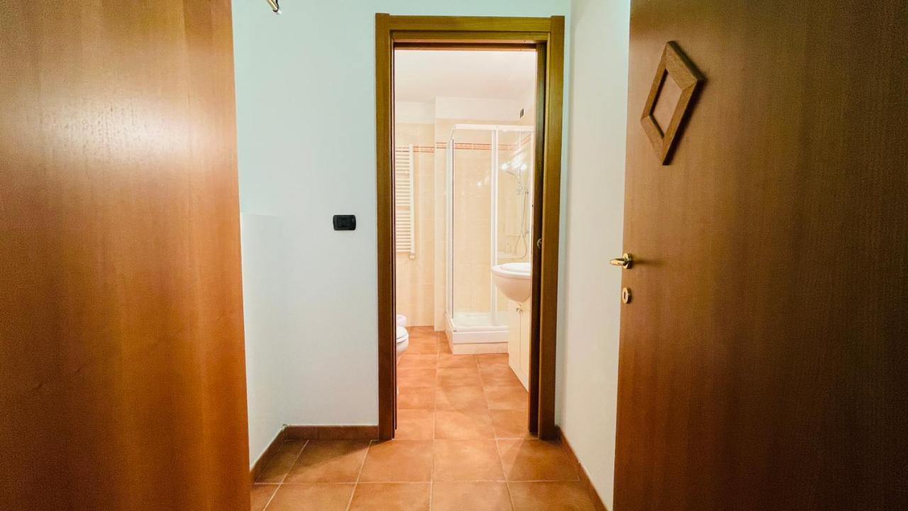 Appartamento Smith Roero - Affitti Brevi Italia Бардонеккия Экстерьер фото