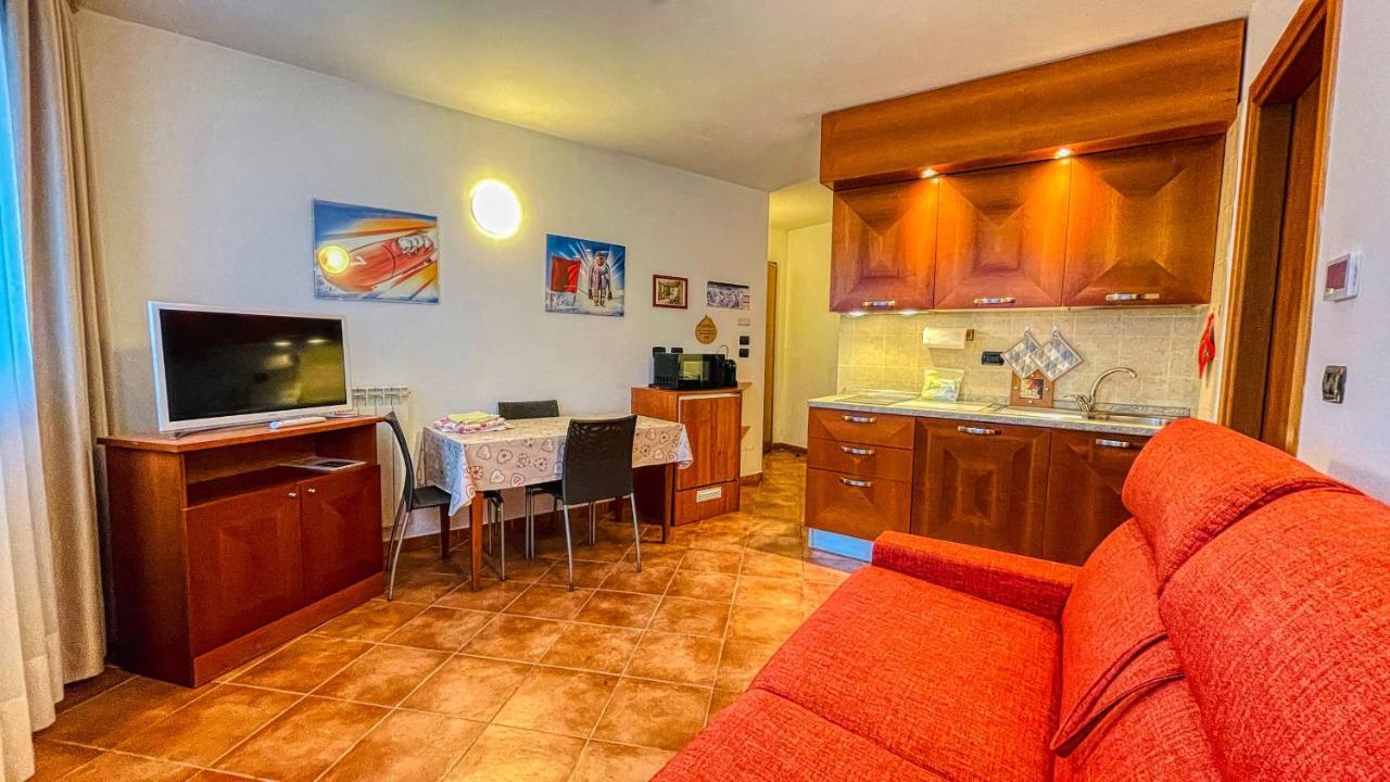 Appartamento Smith Roero - Affitti Brevi Italia Бардонеккия Экстерьер фото