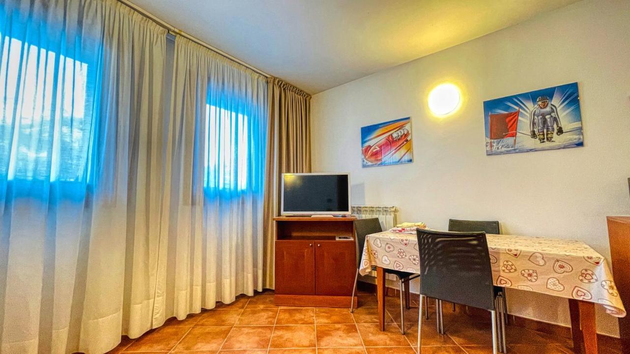 Appartamento Smith Roero - Affitti Brevi Italia Бардонеккия Экстерьер фото